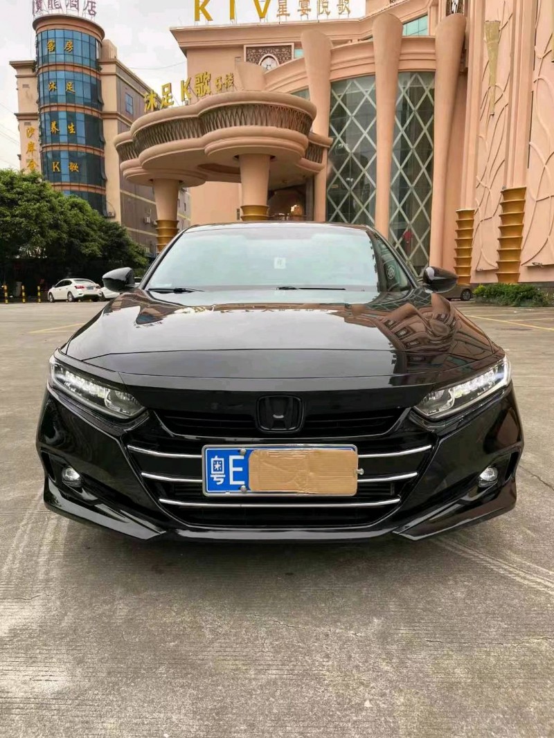 佛山21年本田雅阁1