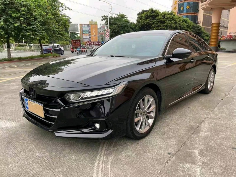 佛山21年本田雅阁2