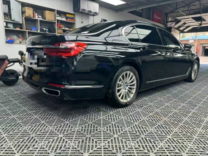 潍坊17年宝马7系8