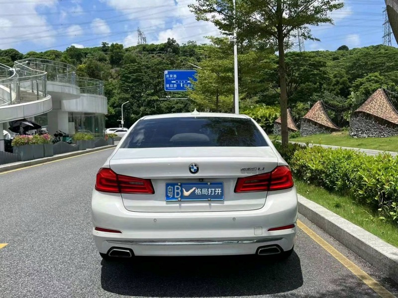 深圳17年宝马5系8
