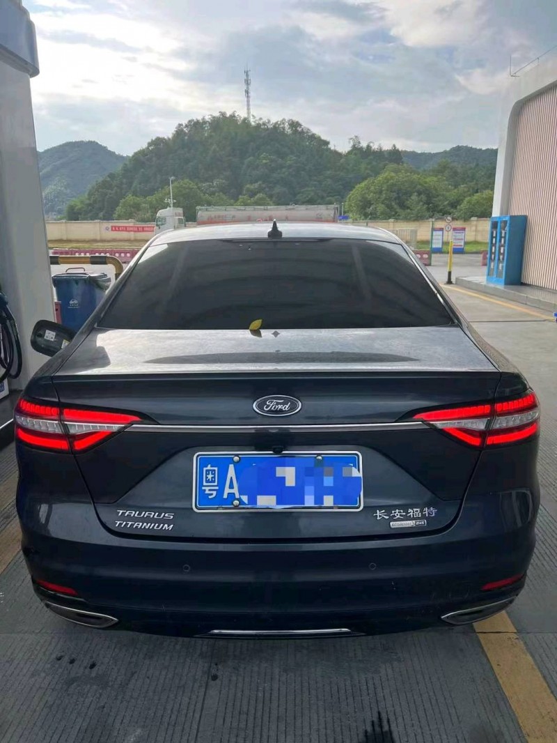 汕头21年福特金牛座3