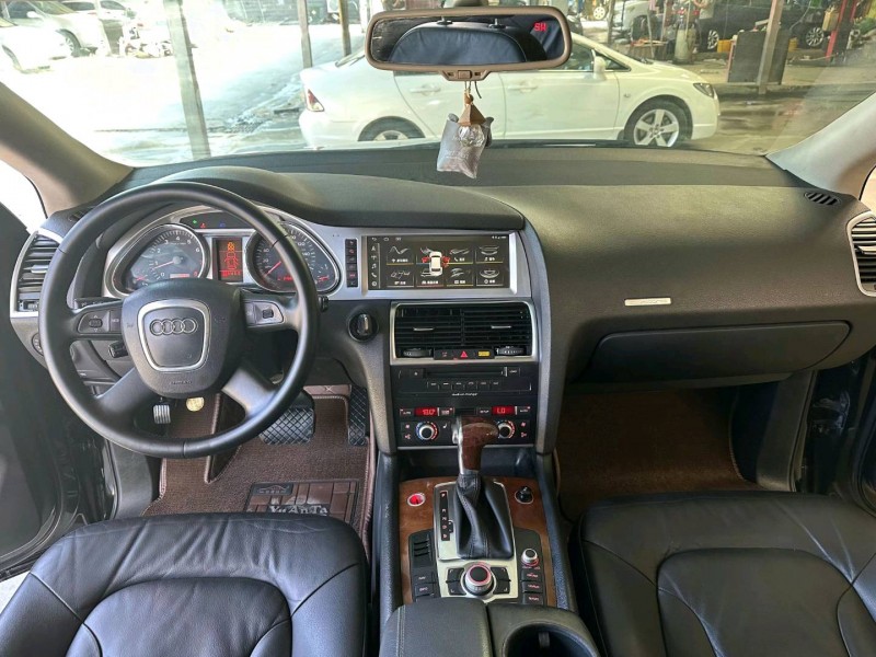 武汉09年奥迪Q75