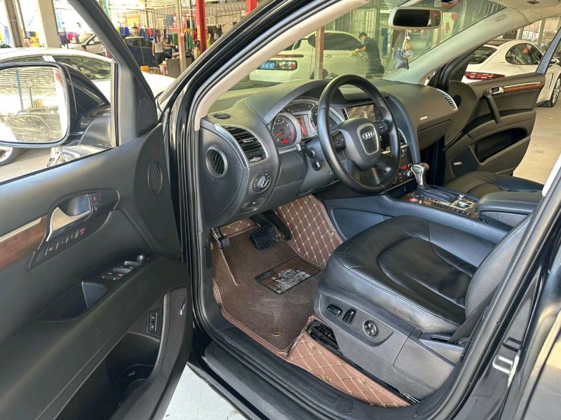 武汉09年奥迪Q78