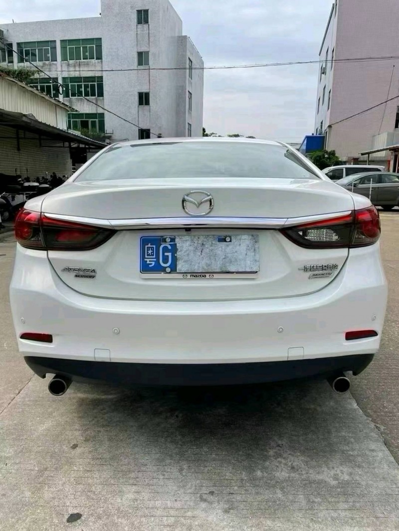 中山17年马自达阿特兹9