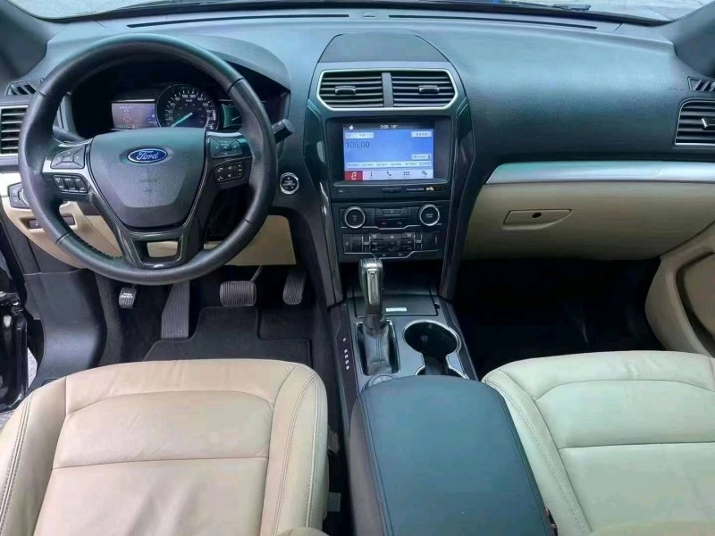 邵阳17年福特探险者8