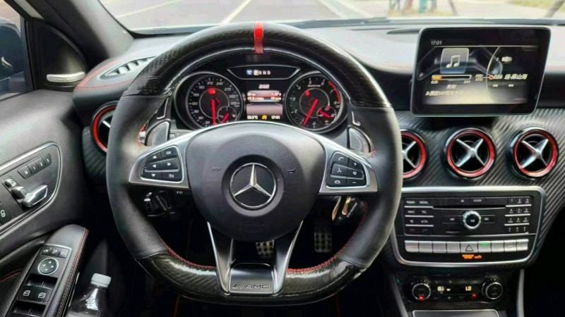 邢台17年奔驰AMG6