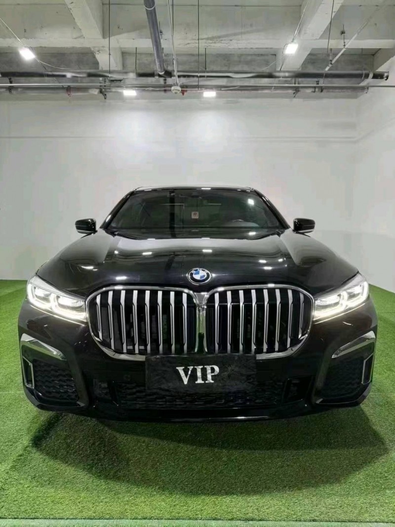 保定21年宝马7系1