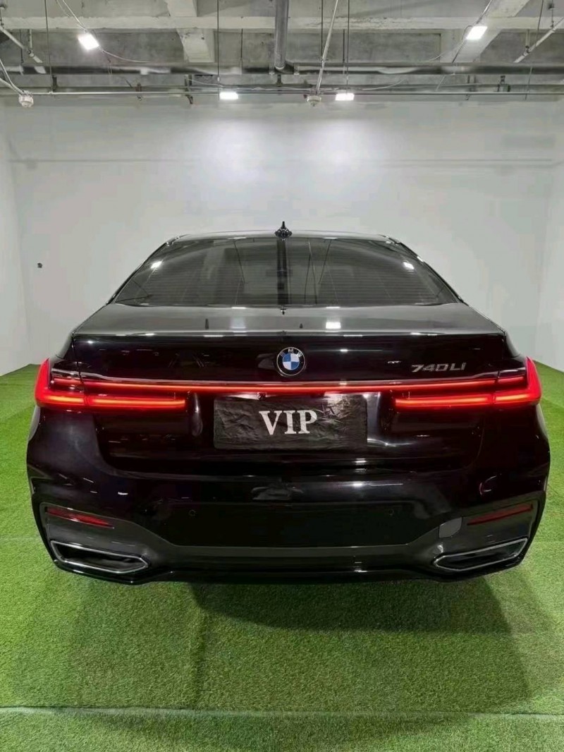 保定21年宝马7系5