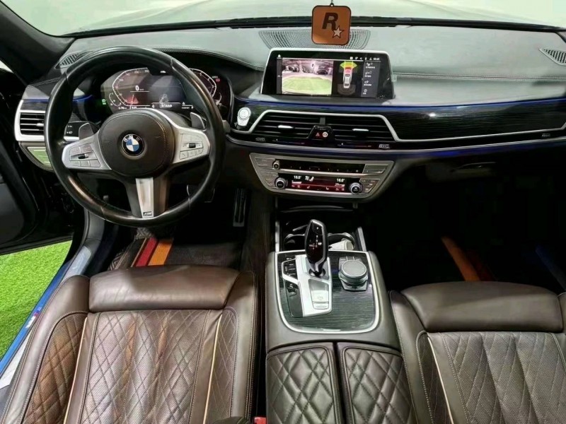 保定21年宝马7系9