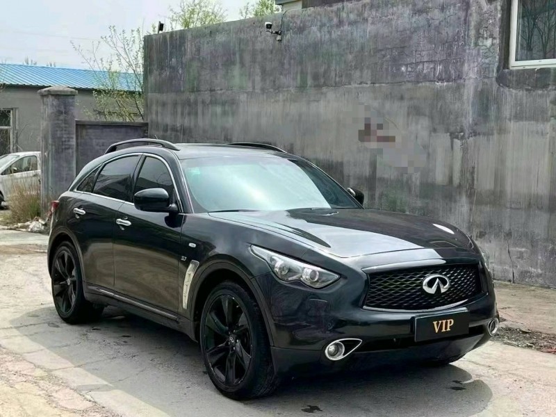 青島17年英菲尼迪QX703
