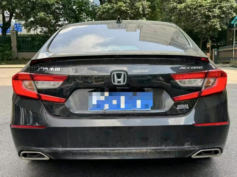 邵阳20年本田雅阁9