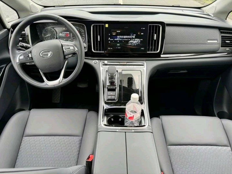 保定24年传祺M86