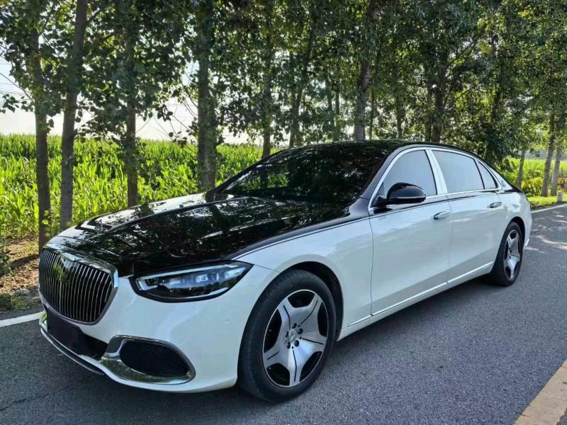 潍坊23年奔驰迈巴赫S级2