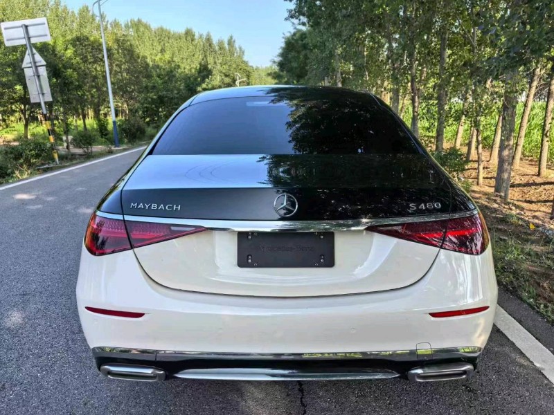 潍坊23年奔驰迈巴赫S级7