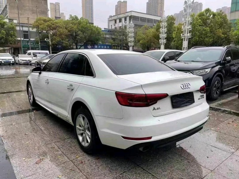 南通17年奧迪A4L7