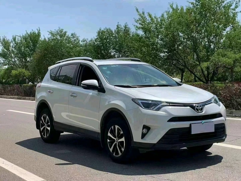 連云港19年豐田RAV4榮放3