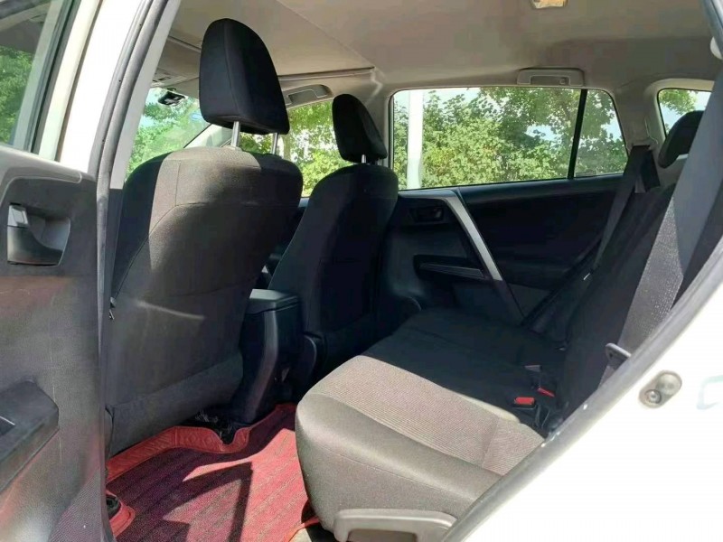 連云港19年豐田RAV4榮放5