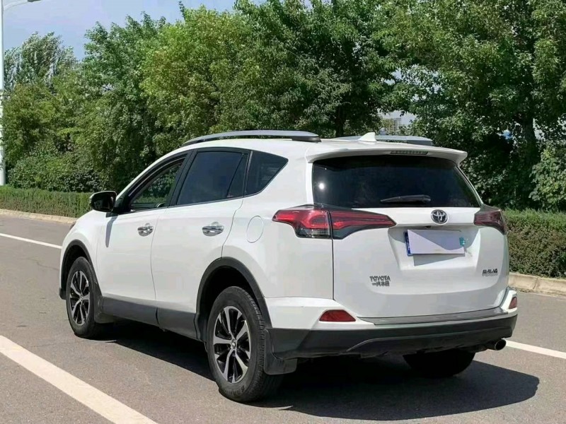 連云港19年豐田RAV4榮放6