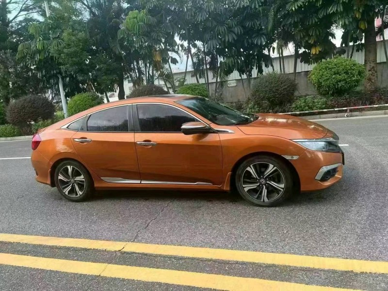 佛山16年本田思域2