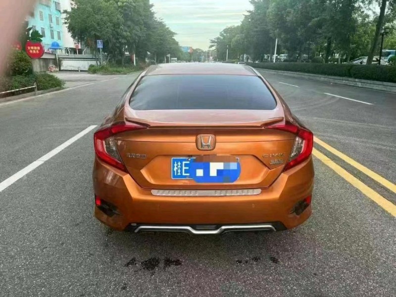 佛山16年本田思域4