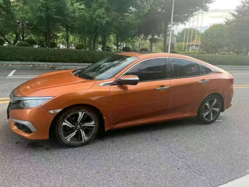 佛山16年本田思域6