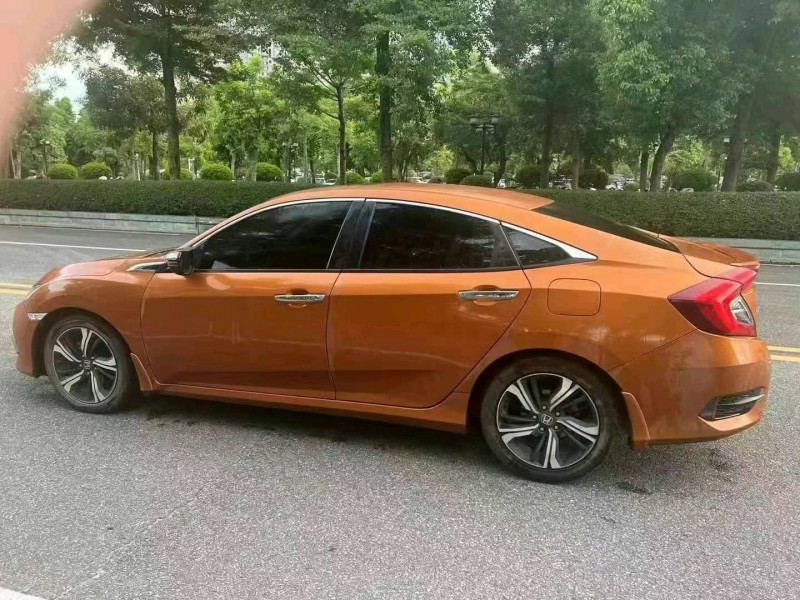 佛山16年本田思域7