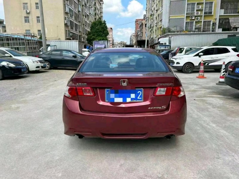 汕头11年本田思铂睿2