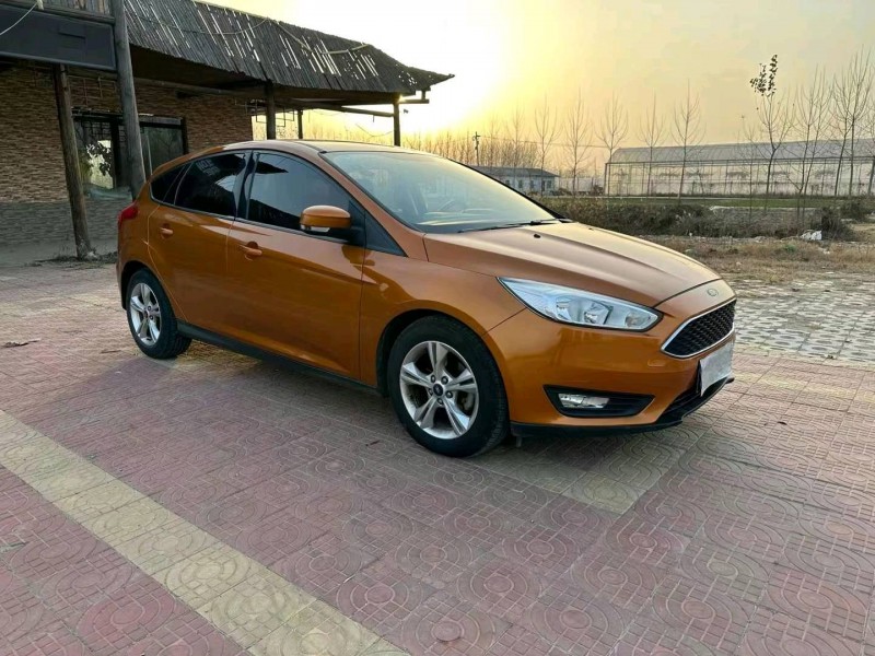 徐州17年福特福克斯2