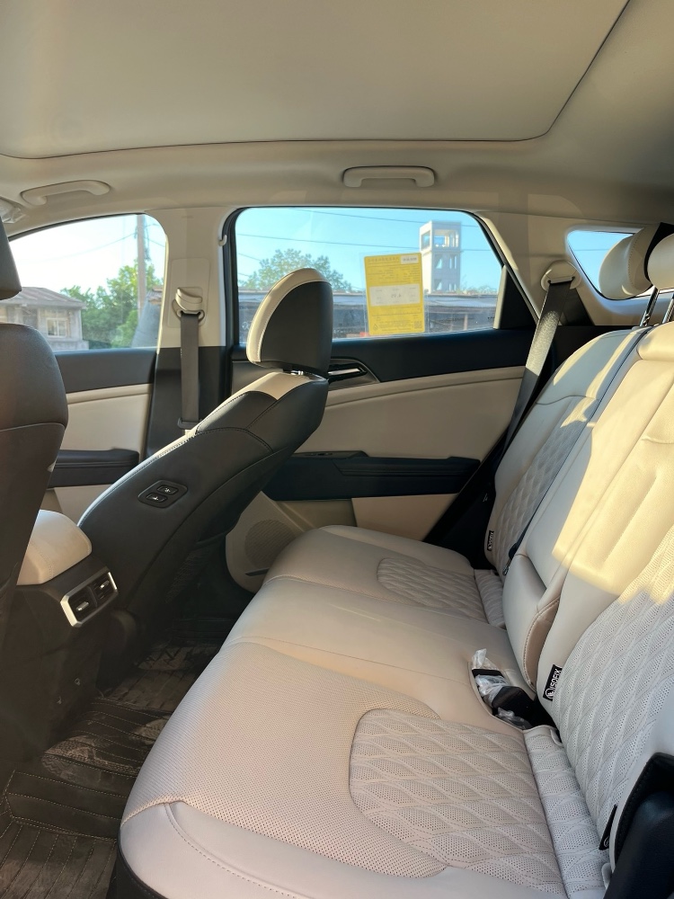 武汉23年起亚狮铂6