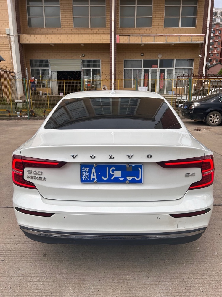 武汉22年沃尔沃S60L6