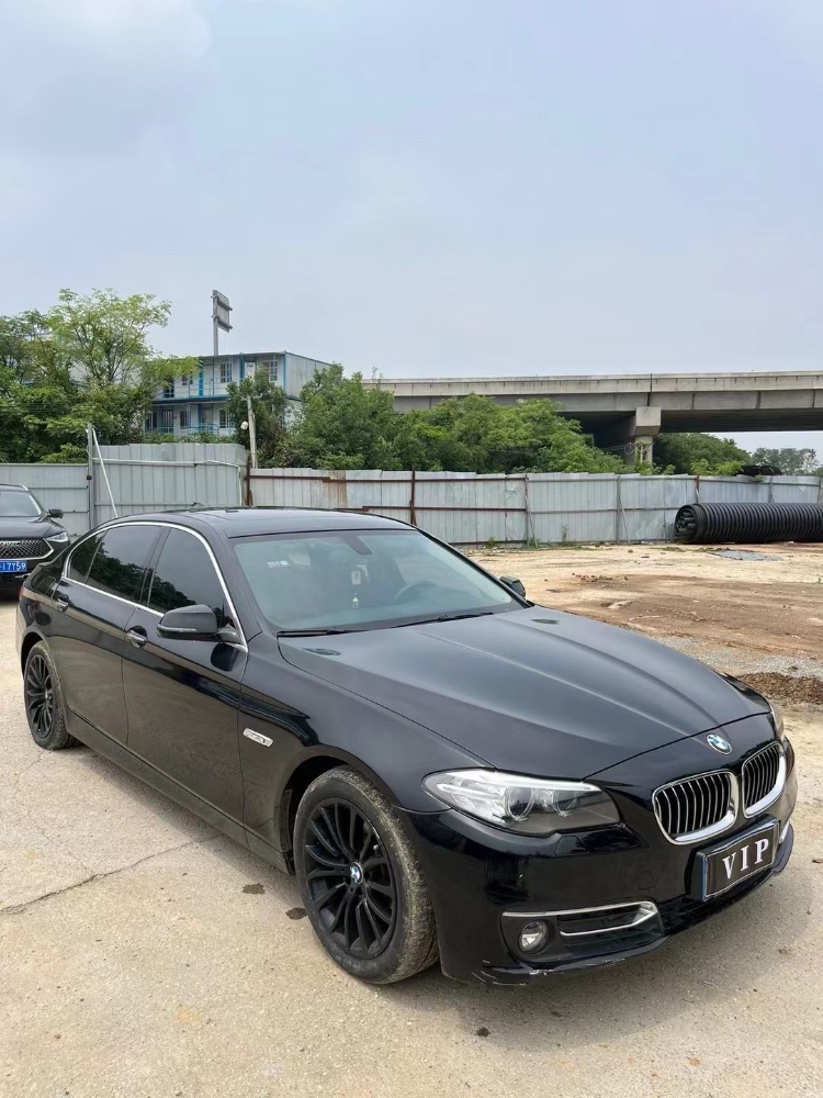 武汉17年宝马5系3