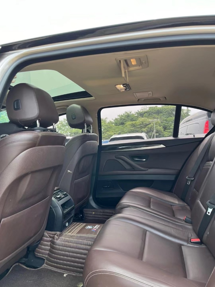 武汉17年宝马5系8