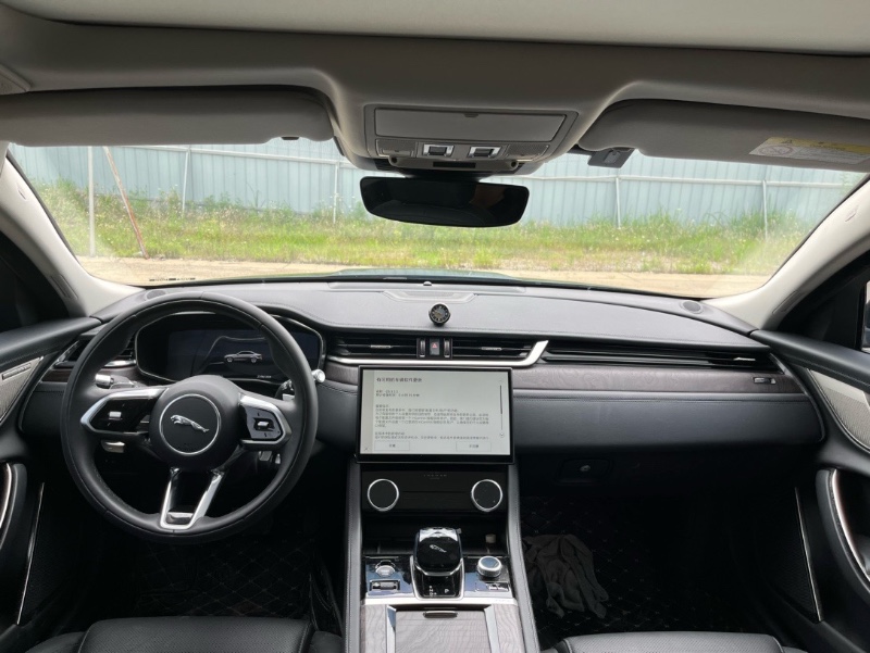 武汉21年捷豹XFL9