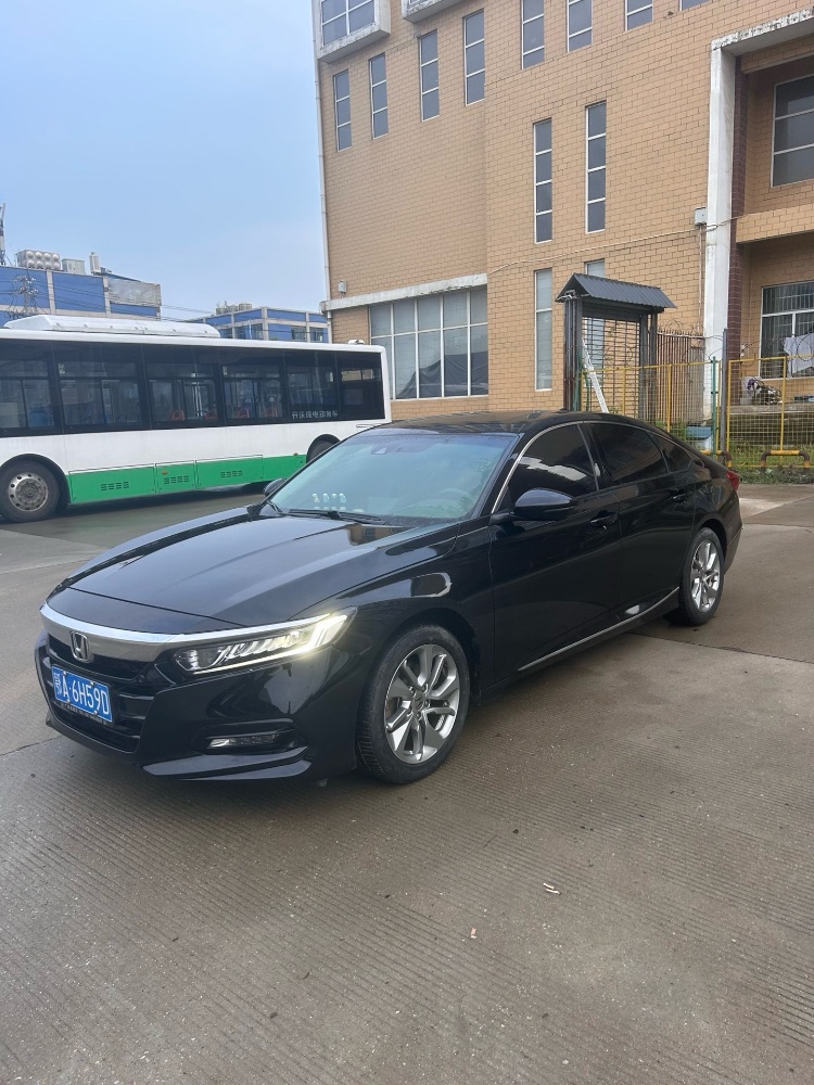 武汉19年本田雅阁2