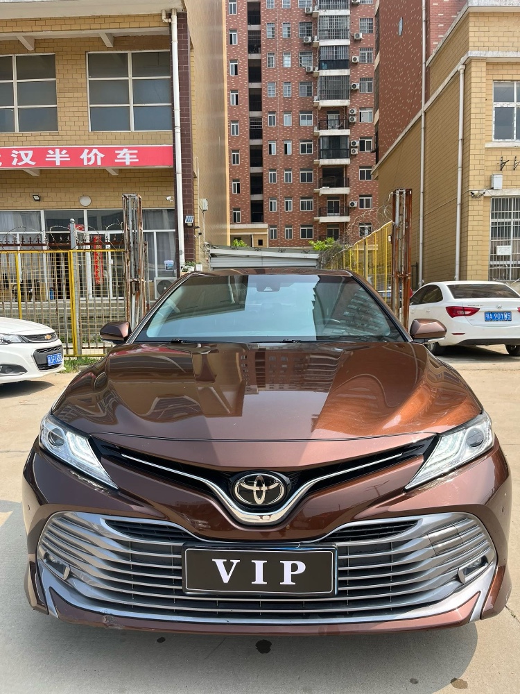 武汉18年丰田凯美瑞1