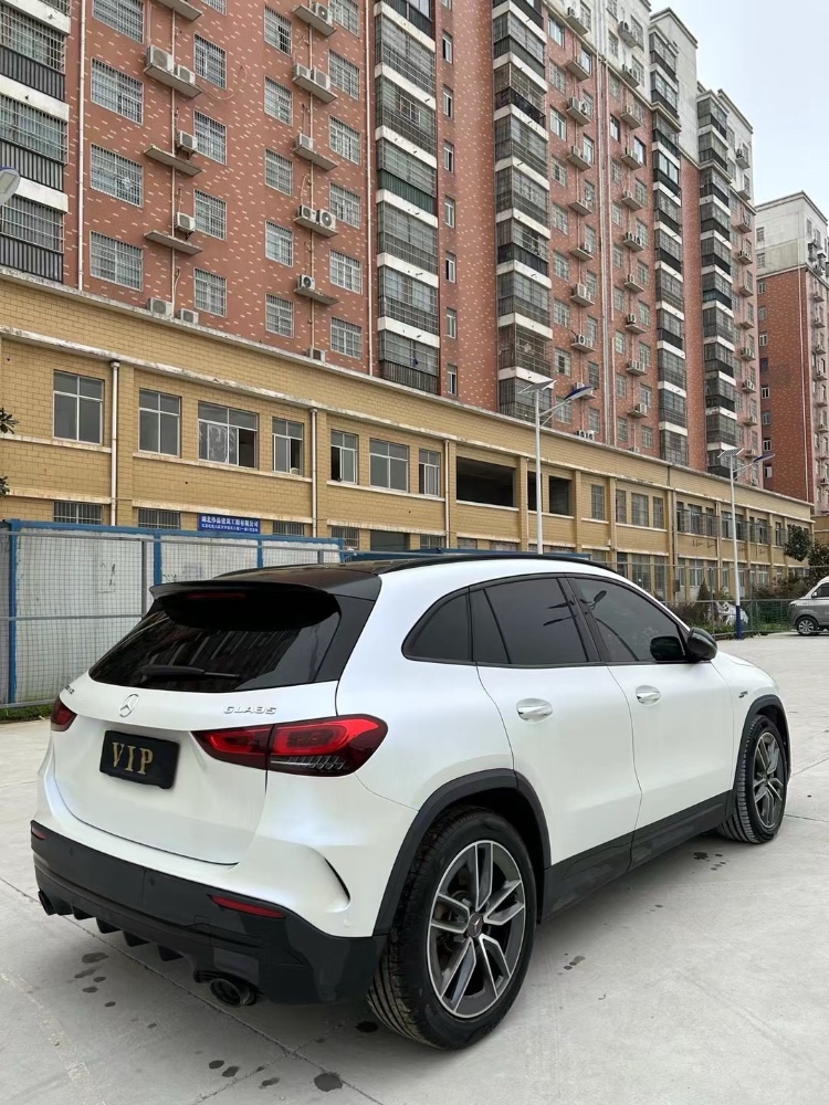 武汉21年奔驰AMG4