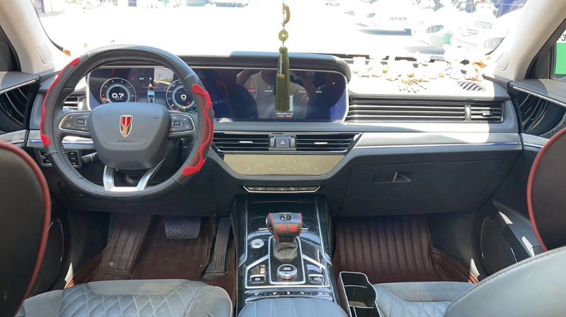 武汉21年红旗HS58