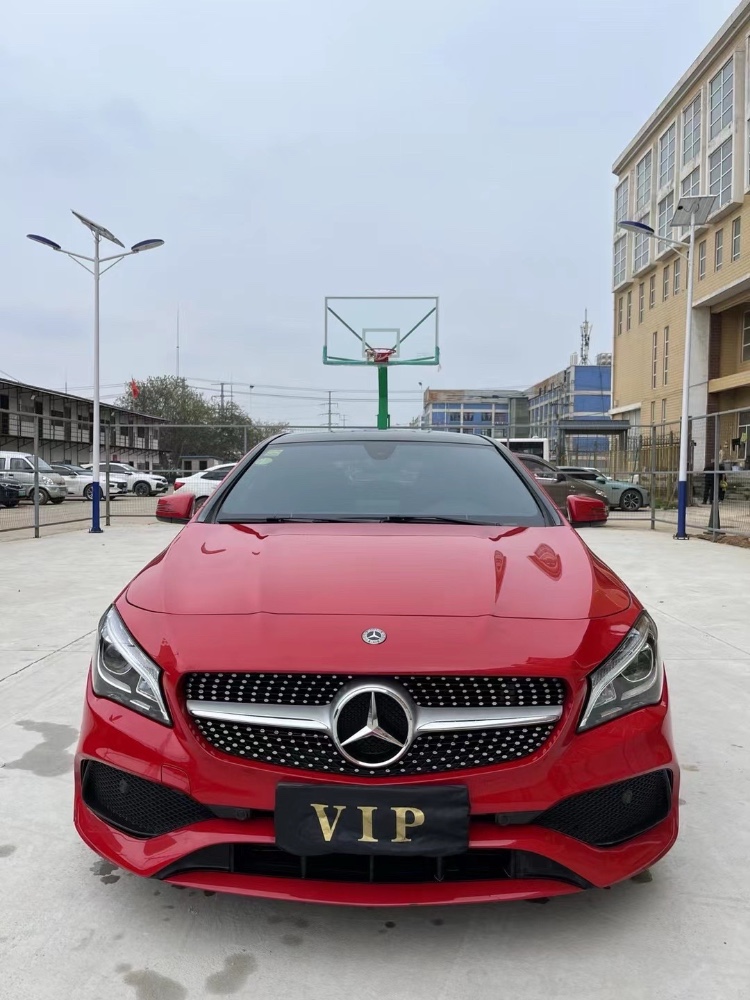 武汉18年奔驰CLA1