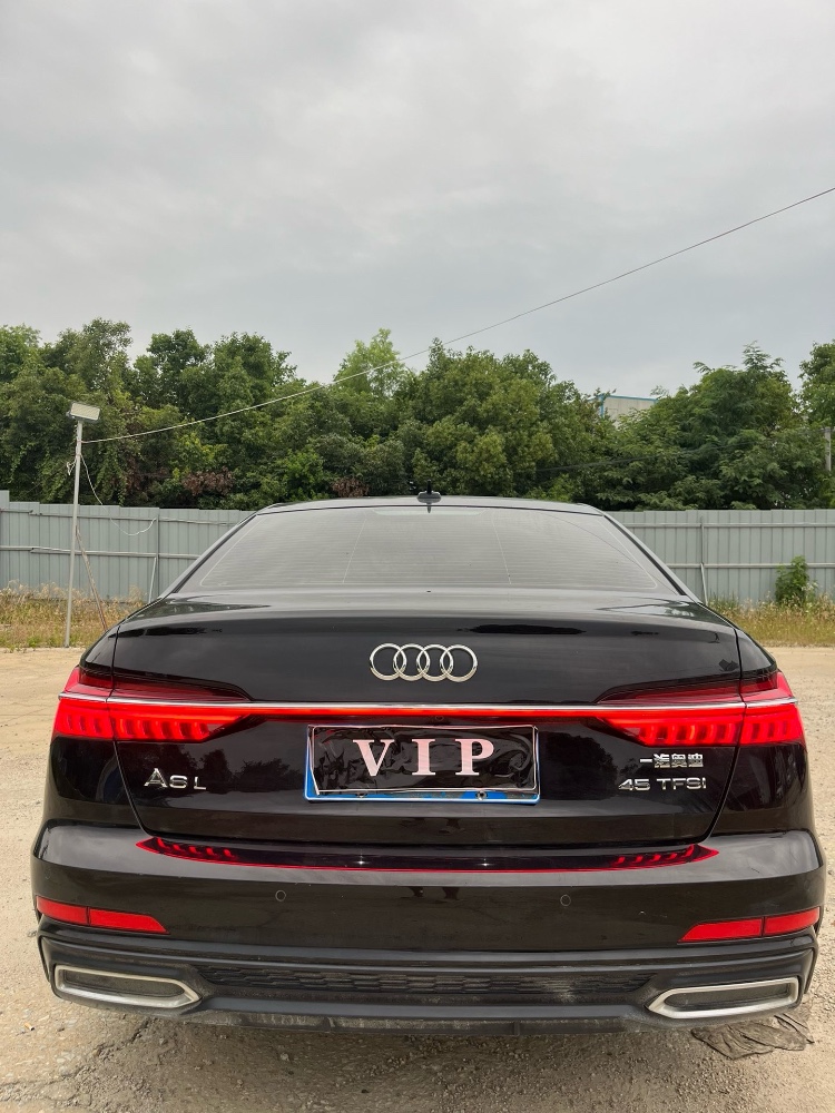 武汉21年奥迪A6L4