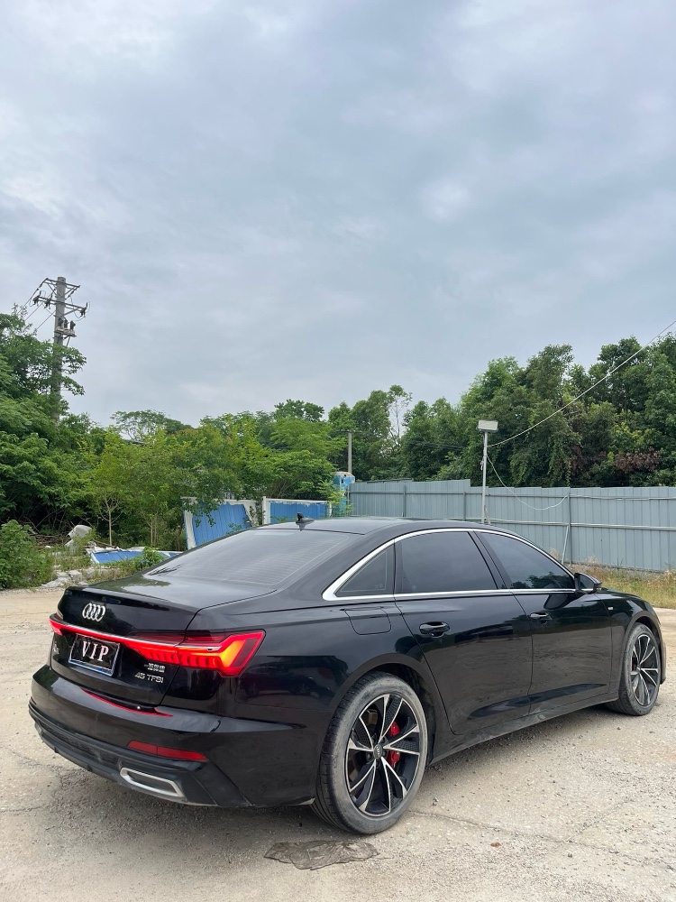武汉21年奥迪A6L5