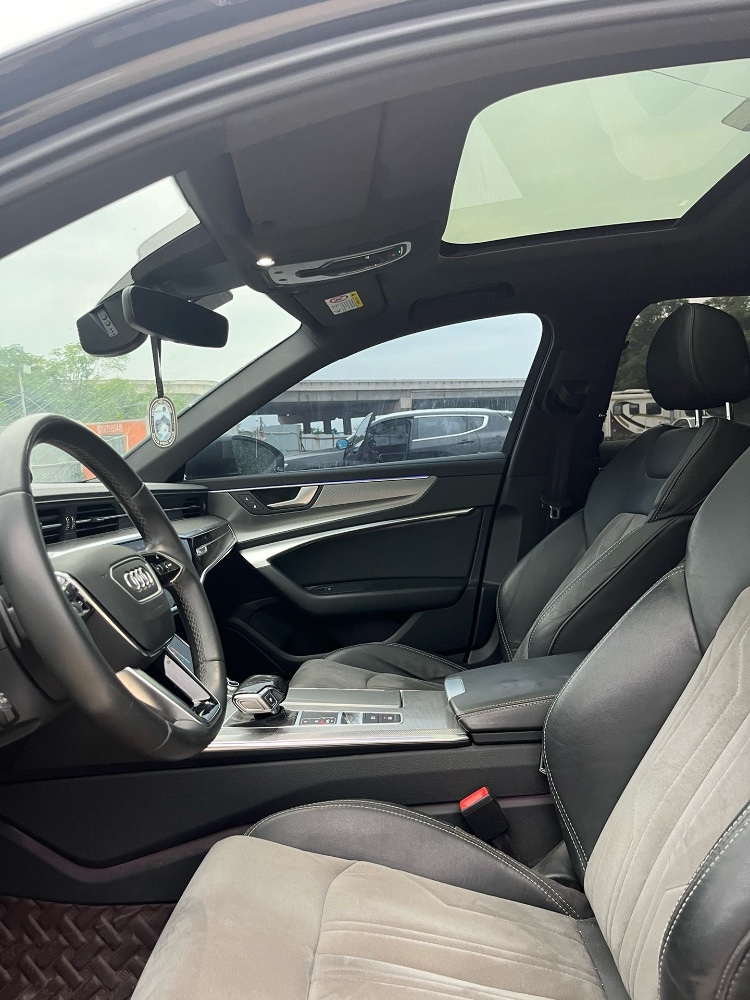 武汉21年奥迪A6L8