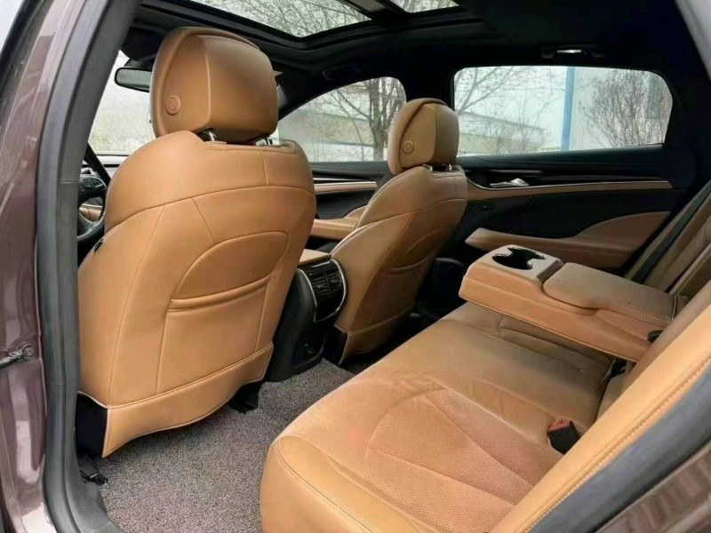 青岛17年别克君越5