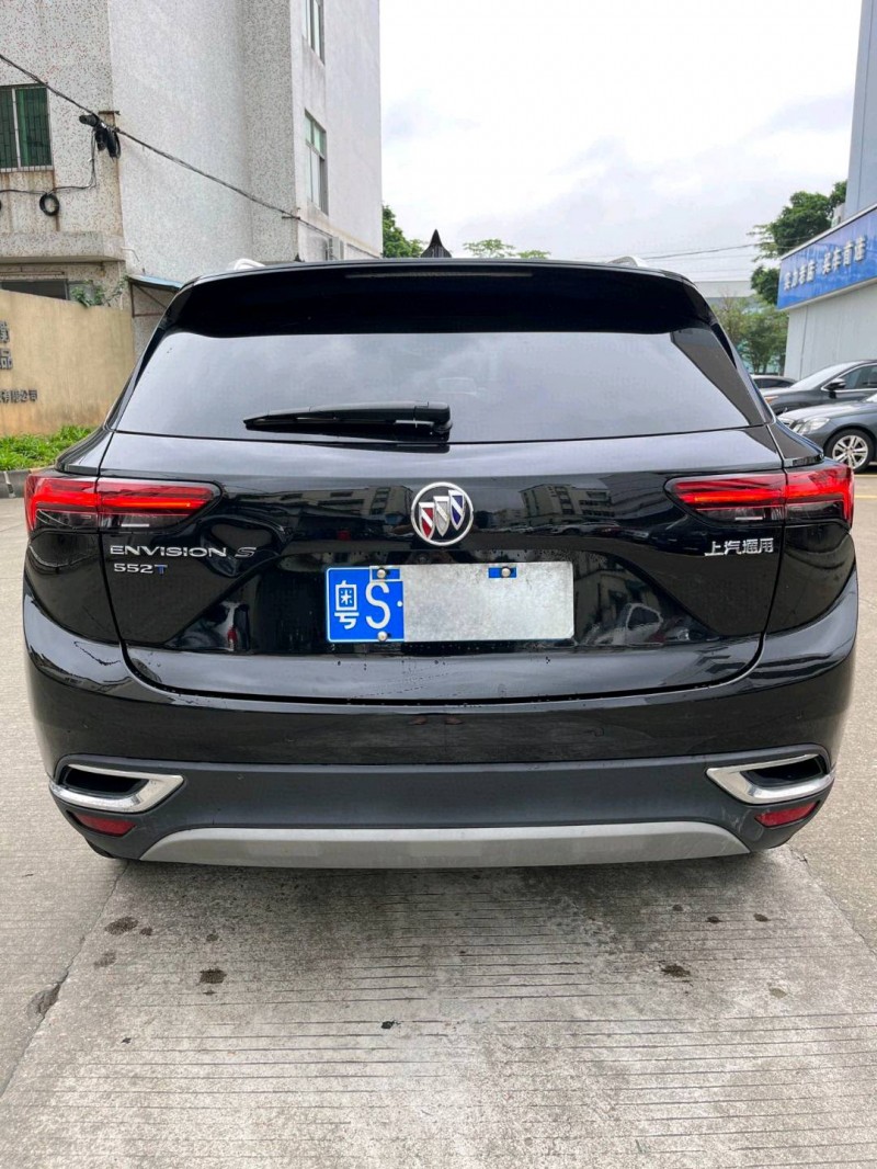 中山22年别克昂科威9