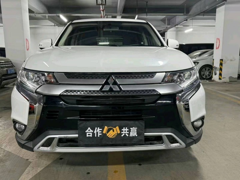 哈爾濱20年三菱歐藍德1