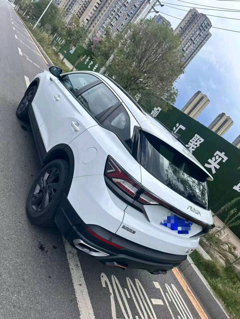 成都24年东风AX7pro4