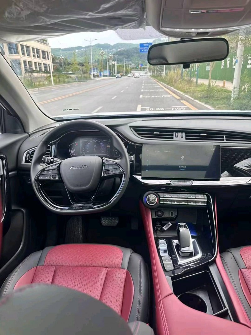 成都24年东风AX7pro8