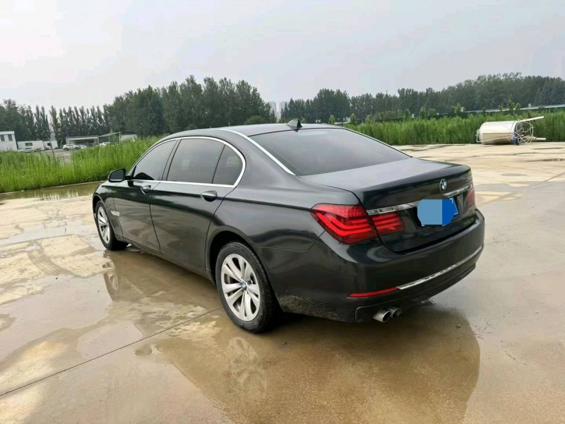 济南14年宝马7系4