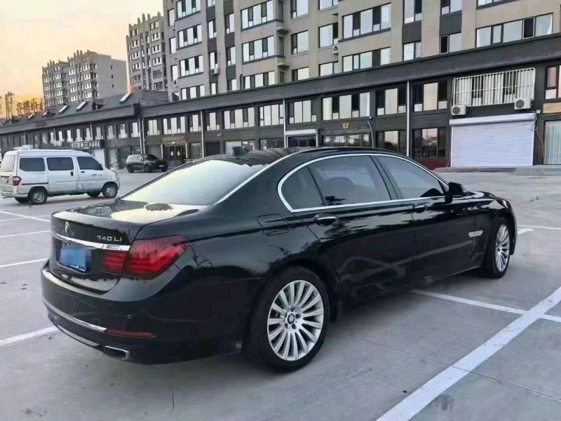 济南14年宝马7系2