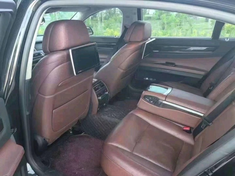 济南14年宝马7系4