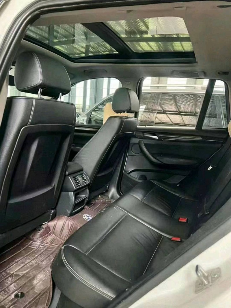 济南11年宝马X32